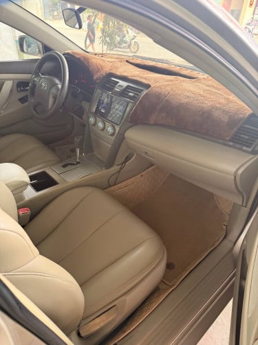 Camry 2007 LE កៅអីចុច ពណ៌មាស ប្រភេទឡានមូលសានុំស្រីន ឡានថ្មីខ្លាំង