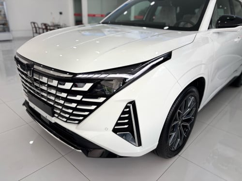 Changan UNI-Z PHEV រត់បានចម្ងាយ1250km Telegram 0965555881