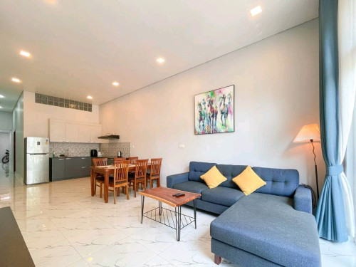 Charming 1 Bedroom renovated apartment for rent near Exchange Square and Wat Phnom - Phnom Penh.