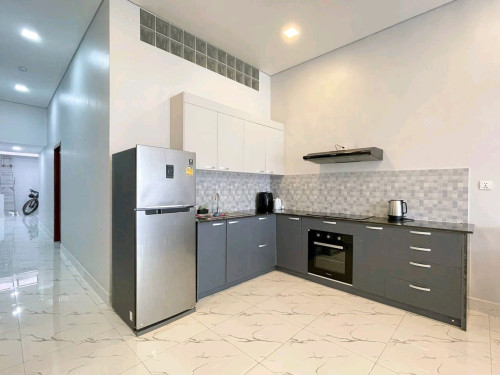 Charming 1 Bedroom renovated apartment for rent near Exchange Square and Wat Phnom - Phnom Penh.