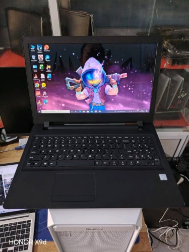 CPU i5(6th) @2.30GHz Ram 8G SD 256GB VGA AMD 2GB Srecn 15.6"