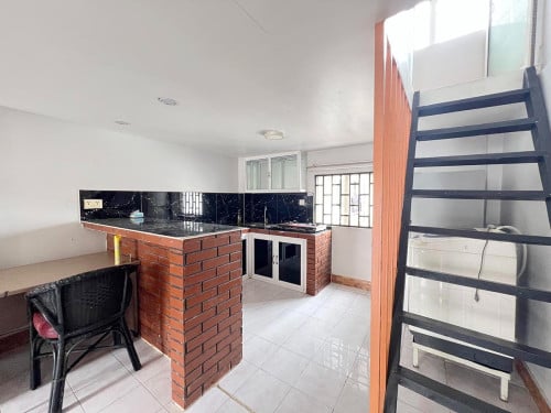 Daun Penh | 1 bed with fully furnished house for rent near Riverside