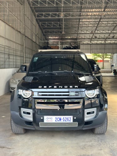 Defender 110S ឆ្នាំ 2021 ហ្សុីនមួយជុំ