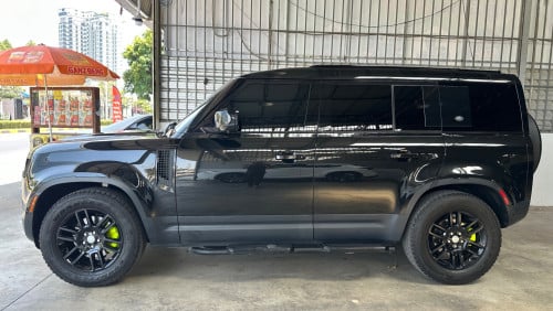 Defender 110S ឆ្នាំ 2021 ហ្សុីនមួយជុំ