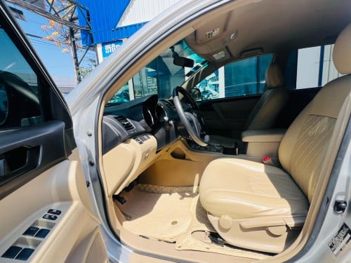 Highlander 08 V6 P1 limited កៅអី3ជួរ ធានាស្អាត