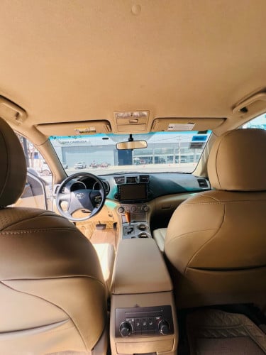 Highlander 08 V6 P1 limited កៅអី3ជួរ ធានាស្អាត