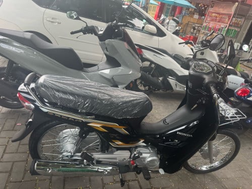 Honda Dream 125cc 2026