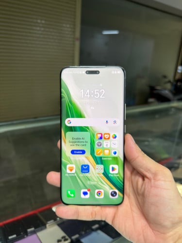 Honor Magic 6 Pro Global សុីម២ , Ram12GB HD512GB Phone Condition 97% , បែកថាច់ប៉ុនសសៃសក់