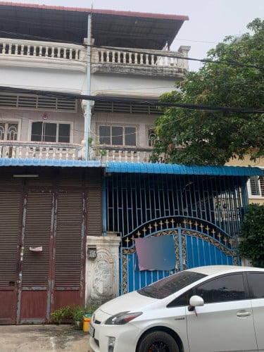House for sale in Toul Svay Prey