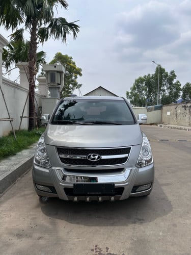 Hyundai starex HVX 2013