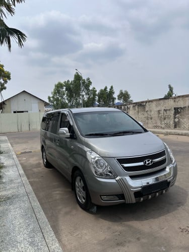 Hyundai starex HVX 2013