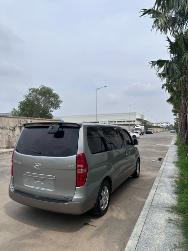 Hyundai starex HVX 2013