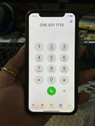 IPhone 11 / 128g / no scan / CN ដាក់បានសុីម 2 /ធានាអេក្រង់ហ្សុីន លក់តំលៃក្រោមទីផ្សារ 100$ ដាច់