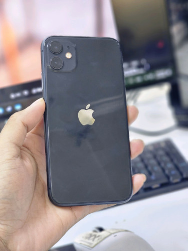 iPhone 11 64gb អេក្រង់ zin មាន scan Zin ថ្ម zin 84% តួរ ស្អាត 98%