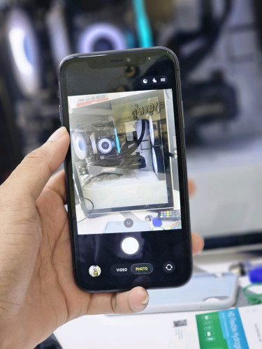 iPhone 11 64gb អេក្រង់ zin មាន scan Zin ថ្ម zin 84% តួរ ស្អាត 98%