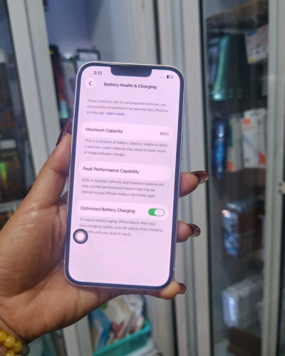 iPhone 13/128GB/LLថ្ម88%តួរស្អាតសុីនសានុំ