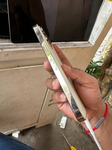 iPhone 14 Pro Max 256G ZA scan ដូអេក្រង់ថ្មី