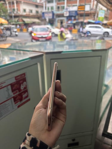 iPhone 8g តូច សានុំសុិន (លក់ហើយ)