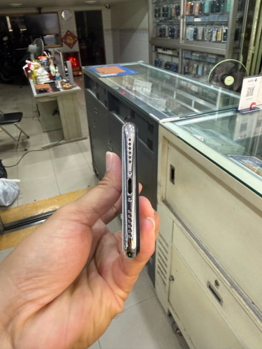 iPhone X (LL/A) 256GB, ពណ៍ស, មានស្កេន, សានុំហ្សុីន