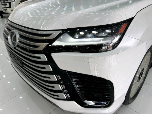 Lexus LX 700h VIP Option (Arab)