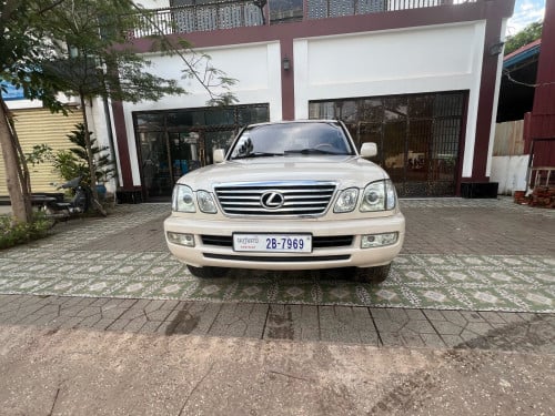 Lexus LX470 ឆ្នាំ2004