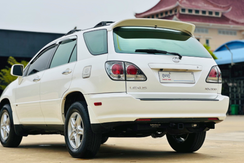 LEXUS RX300