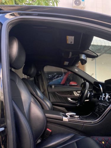 Mercedes C300 ពណ៌ខ្មៅមហាថ្មី ម្ចាស់ផ្ទាល់