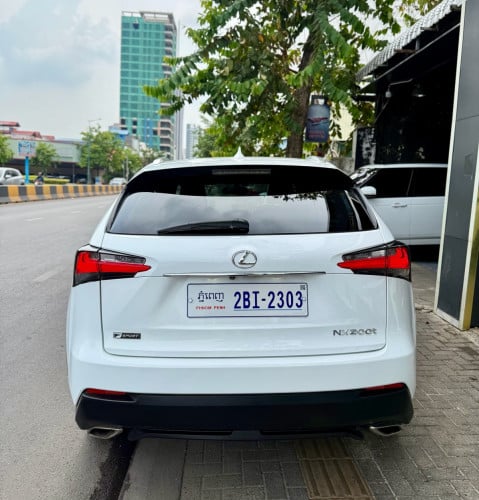 NX200T 016 Fsport ពូកឆេរី🍒 ថ្នាំឡាននៅសុីន98%😍