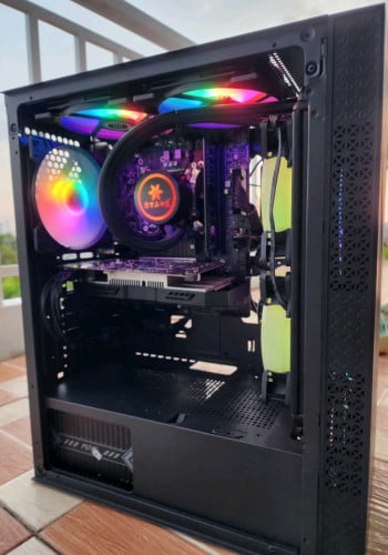 Only PC ស្អាតដូចថ្មី