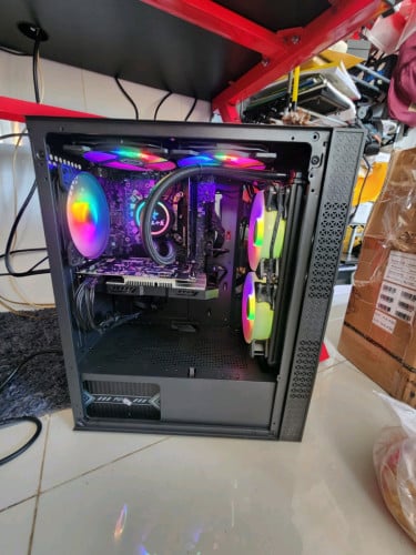 Only PC ស្អាតដូចថ្មី