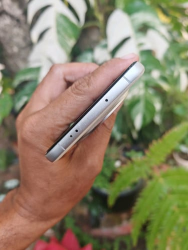 Oppo Find X8 Pro 12g/256g_CH(វៃដូរបាន)👉$415