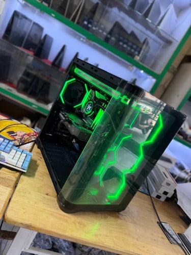PC Gaming & Design i7-13th RTX 5060 8GB
