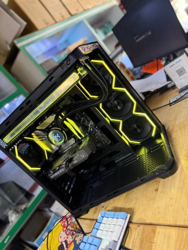 PC Gaming & Design i7-13th RTX 5060 8GB