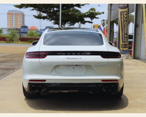 Porches panamera 4 2017