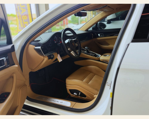 Porches panamera 4 2017