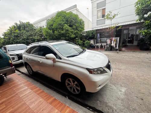 RX 350 year 2011