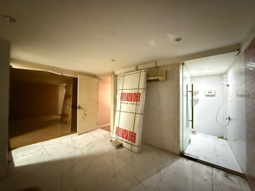 Shophouse for rent at Toul Tumpoung