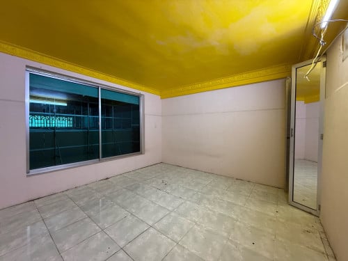 Shophouse for rent at Toul Tumpoung
