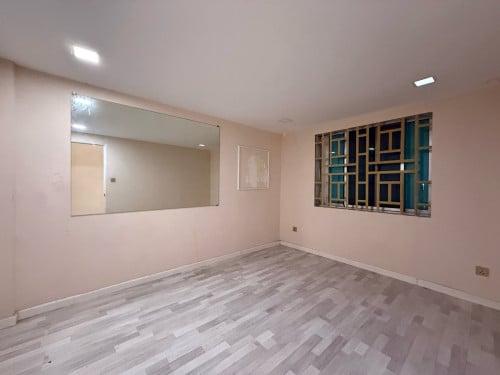 Shophouse for rent at Toul Tumpoung