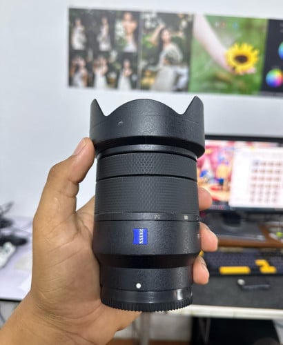 Sony len 24-70mm f/4 Zeise   full-frame