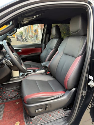 Toyota Fortuner Legender ស៊េរីឆ្នាំ 2022