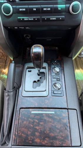 Toyota Land Cruiser Full Option VIP