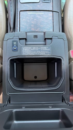 Toyota Land Cruiser Full Option VIP