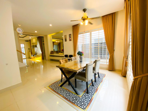 TWIN VILLA FOR RENT IN PENG HUOTH BOENG SNOR