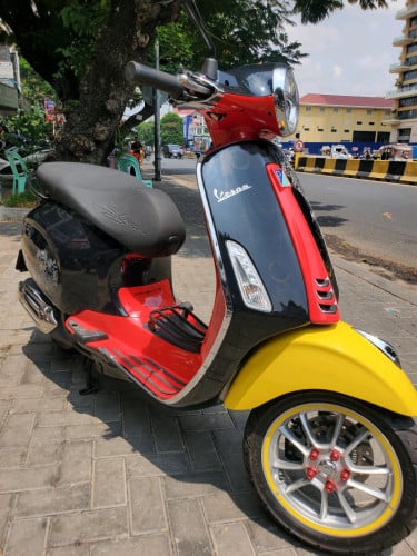Vespa Primavera 150 Mickey Mouse Special Edition 🐭 🐁