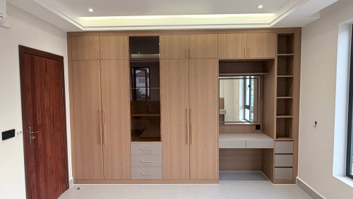Villa 8 bed rooms in Sihanouk ville