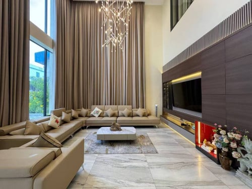 ๐ก LUXURY VILLA WITH POOL FOR RENT - Near AEON Mall 2