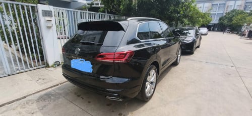 VW SUV