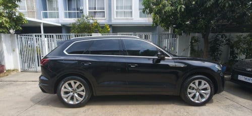 VW SUV