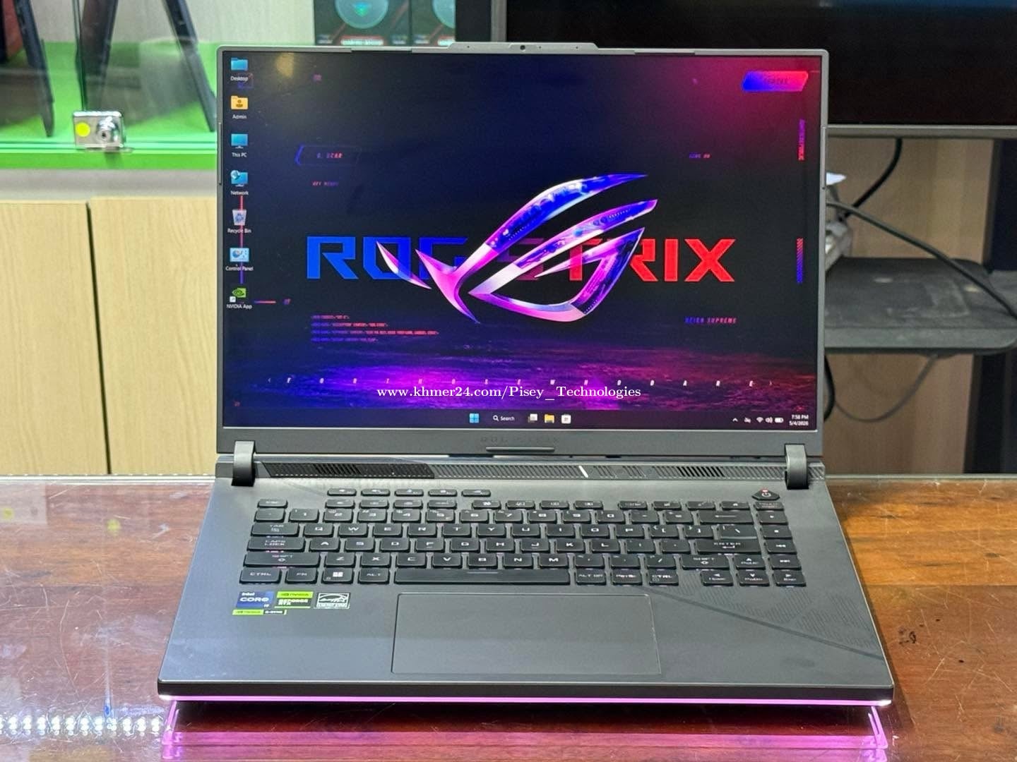 ASUS ROG STRIX G16 ស្ពិច Core i9-14900HX / Ram 16GB / 1TB / RTX 4060 8GB